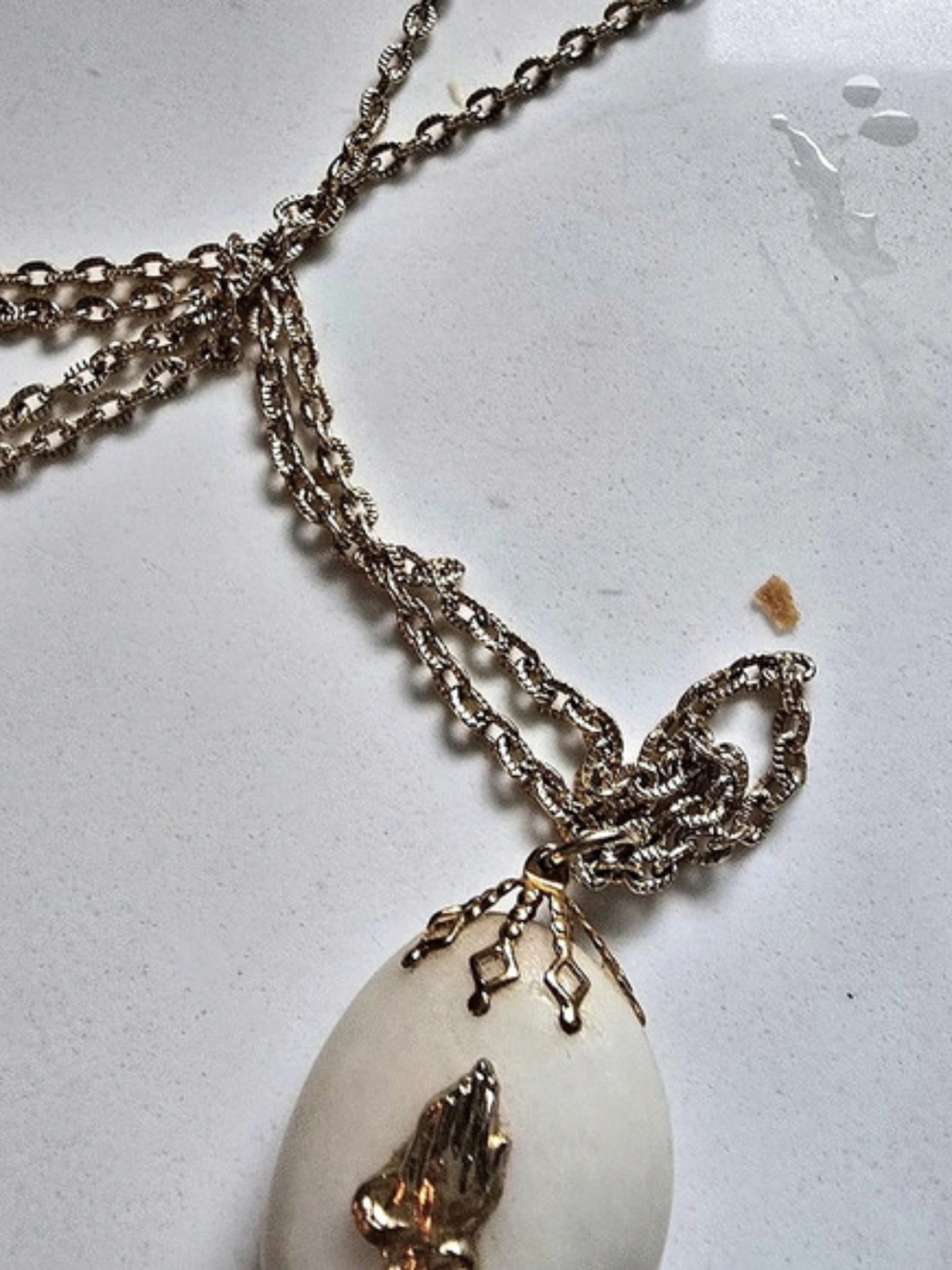 White Pendant Gold-Tone Chain Necklace - Picture 5 of 7